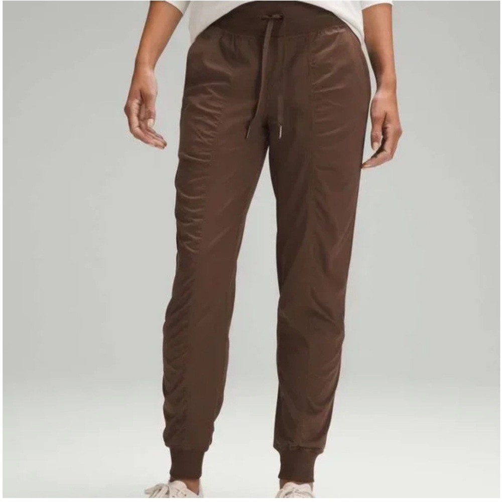 Lululemon Dance Studio Mid-Rise Jogger Full Length color Java Brown - Size 6